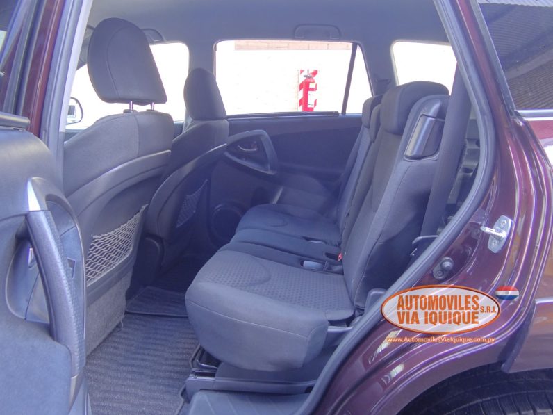 
								TOYOTA VANGUARD AÑO 2011 full									