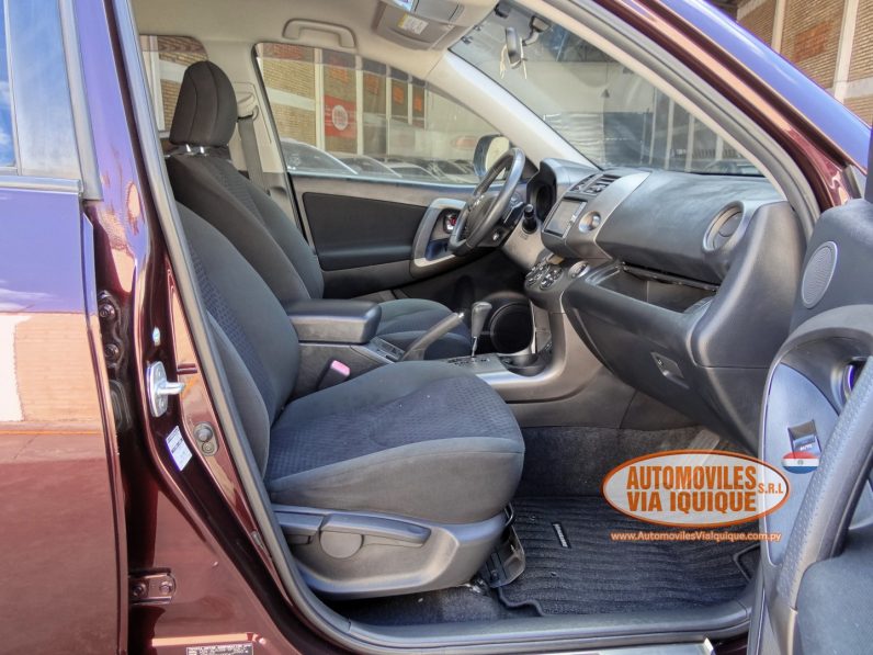 
								TOYOTA VANGUARD AÑO 2011 full									