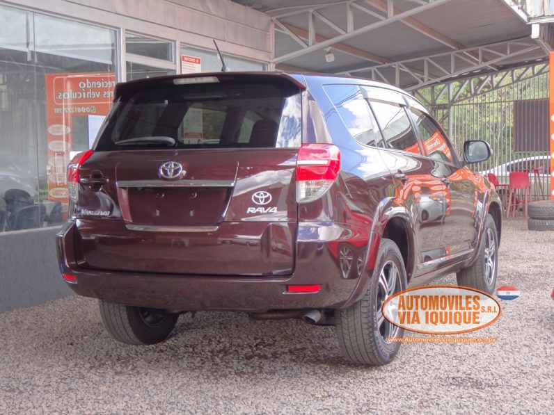 
								TOYOTA VANGUARD AÑO 2011 full									