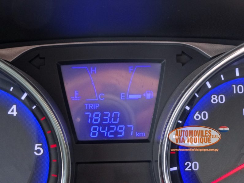 
								HYUNDAI TUCSON AÑO 2012 full									