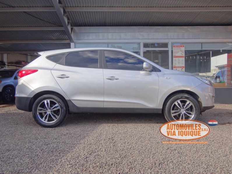 
								HYUNDAI TUCSON AÑO 2012 full									