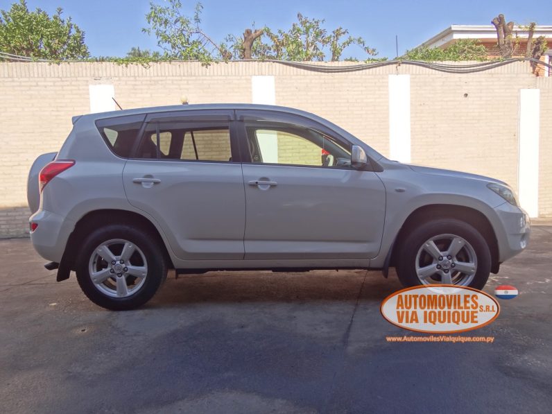
								TOYOTA RAV4 AÑO 2008 full									