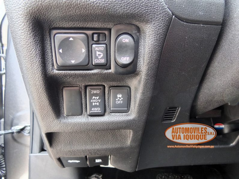 
								NISSAN JUKE AÑO 2011 full									