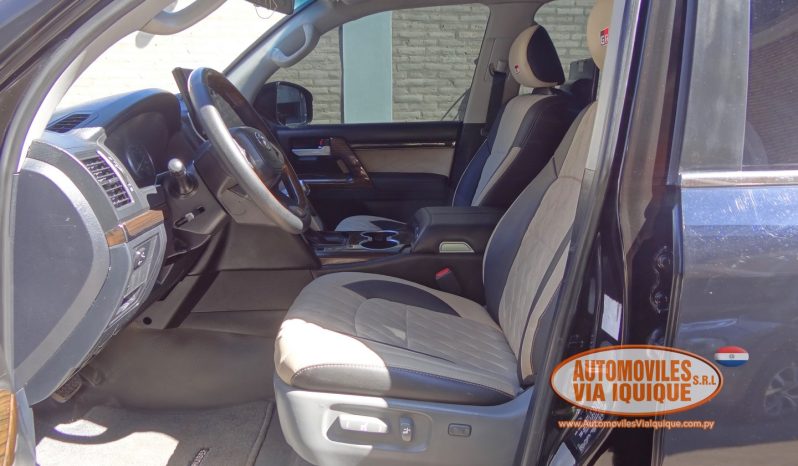 
								TOYOTA LAND CRUISER AÑO 2010 FRENTE 2024 full									