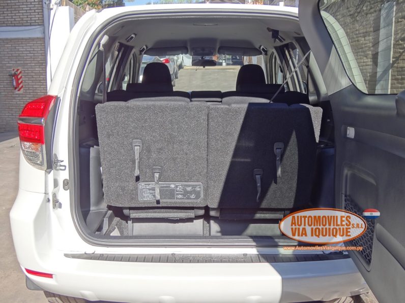 
								TOYOTA VANGUARD AÑO 2010 full									