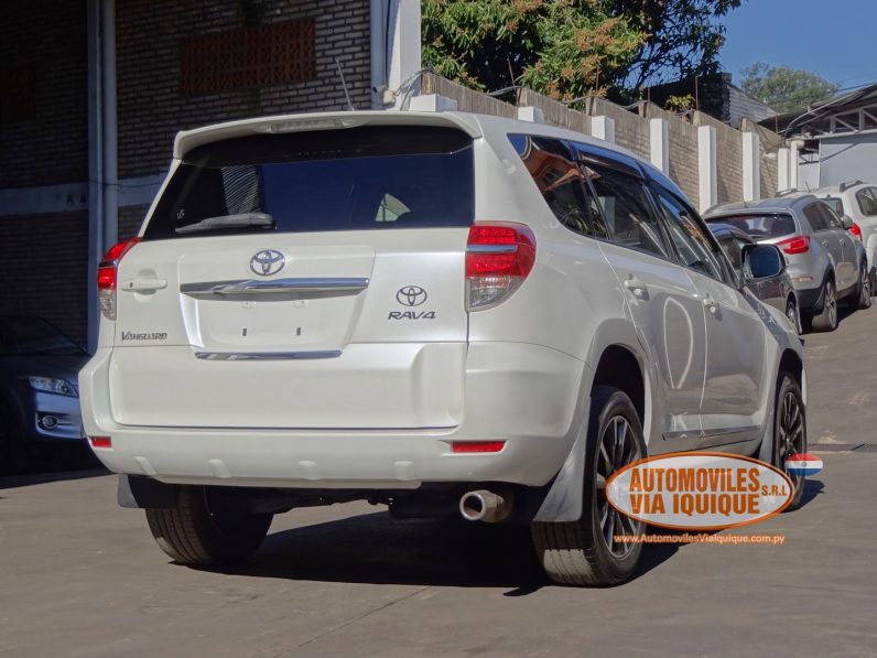 
								TOYOTA VANGUARD AÑO 2010 full									