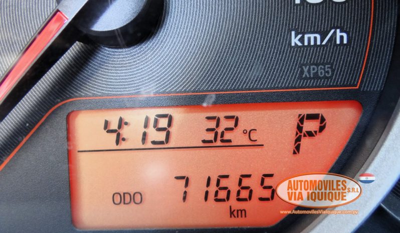 
								TOYOTA NEW VITZ AÑO 2011 full									