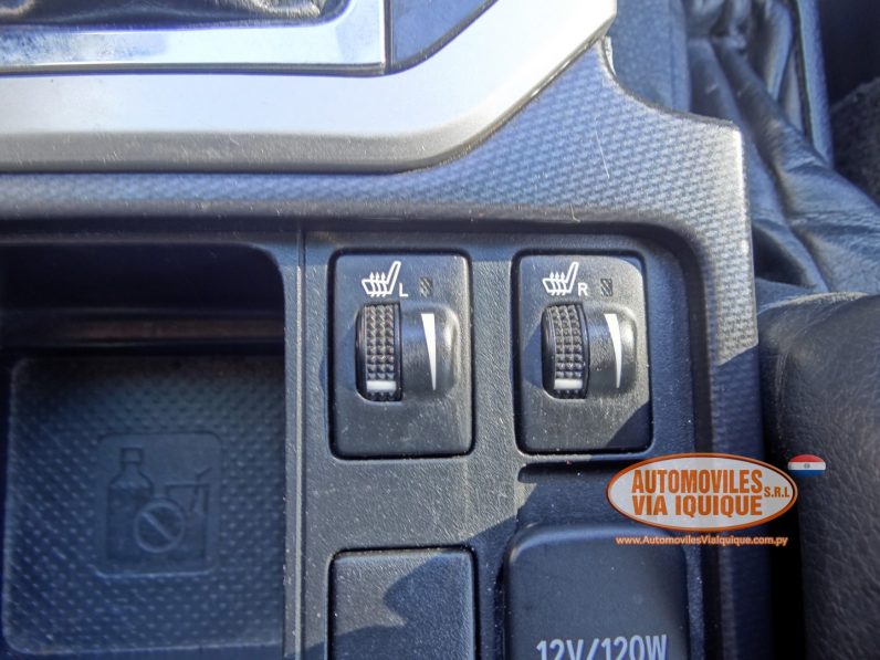 
								TOYOTA LAND CRUISER PRADO AÑO 2013 full									