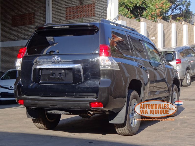 
								TOYOTA LAND CRUISER PRADO AÑO 2013 full									