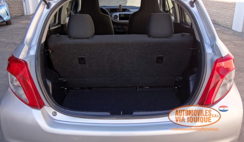 
								TOYOTA NEW VITZ AÑO 2012 full									