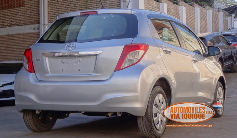 
								TOYOTA NEW VITZ AÑO 2012 full									