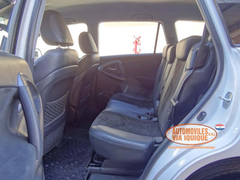 
								TOYOTA VANGUARD AÑO 2008 full									