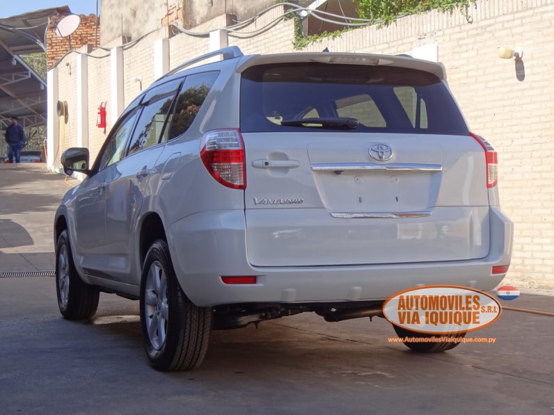 
								TOYOTA VANGUARD AÑO 2008 full									