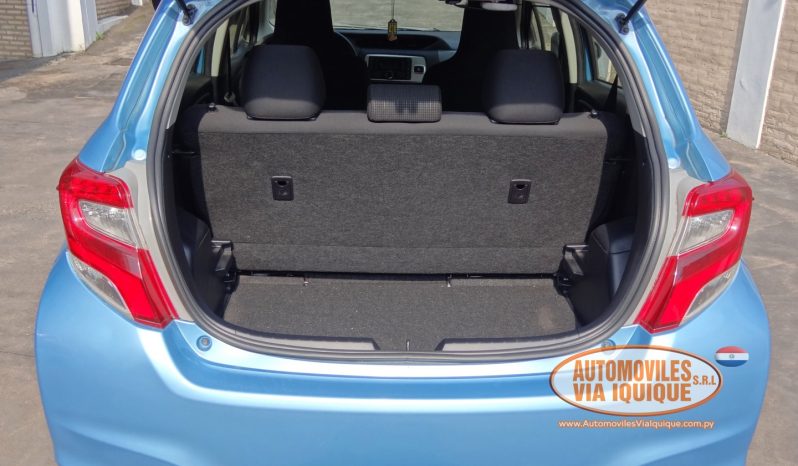 
								TOYOTA NEW VITZ AÑO 2015 full									