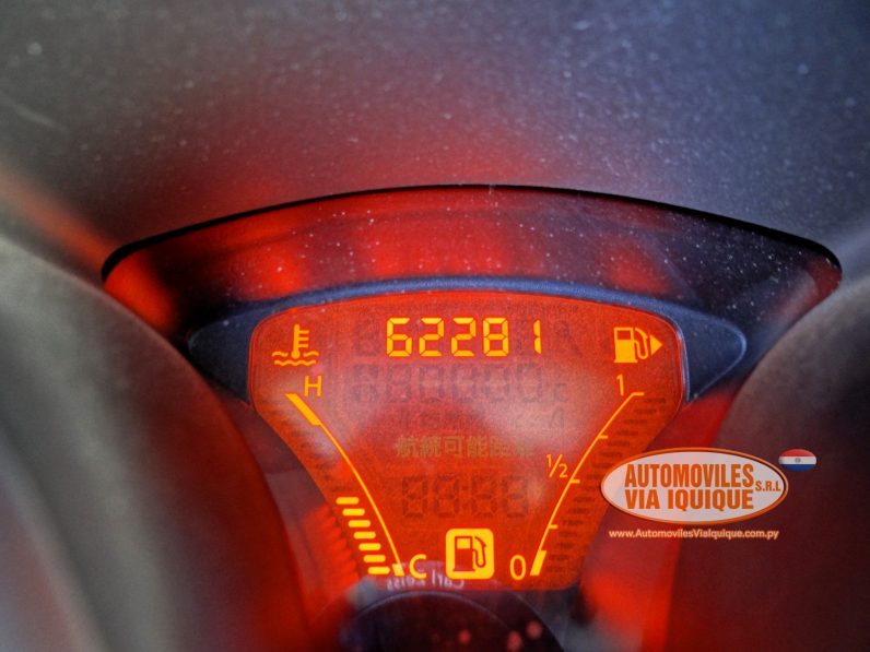 
								NISSAN JUKE AÑO 2011 full									