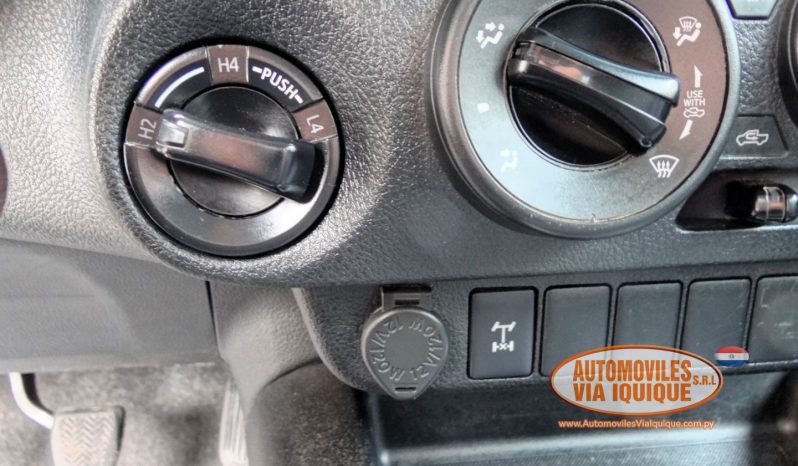 
								TOYOTA HILUX AÑO 2019 full									