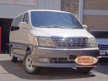 TOYOTA GRAN HIACE AÑO 2000