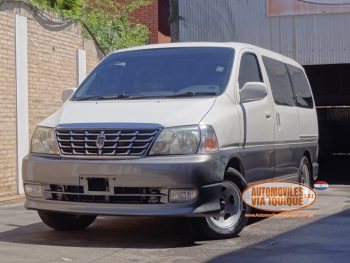 TOYOTA GRAN HIACE AÑO 2000