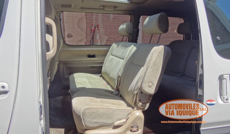 
								TOYOTA GRAN HIACE AÑO 2000 full									