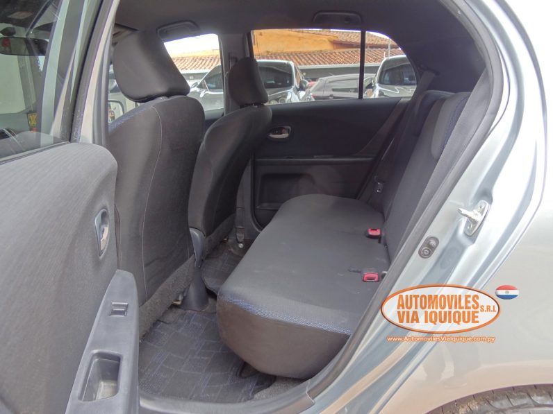 
								TOYOTA VITZ RS AÑO 2008 full									