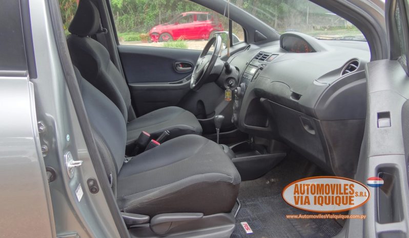 
								TOYOTA VITZ RS AÑO 2008 full									