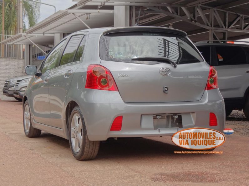 
								TOYOTA VITZ RS AÑO 2008 full									