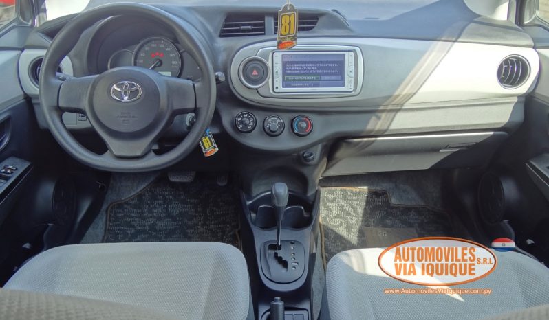 
								TOYOTA NEW VITZ AÑO 2013 full									