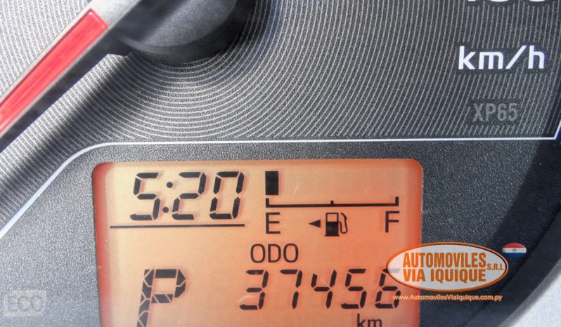 
								TOYOTA NEW VITZ AÑO 2013 full									