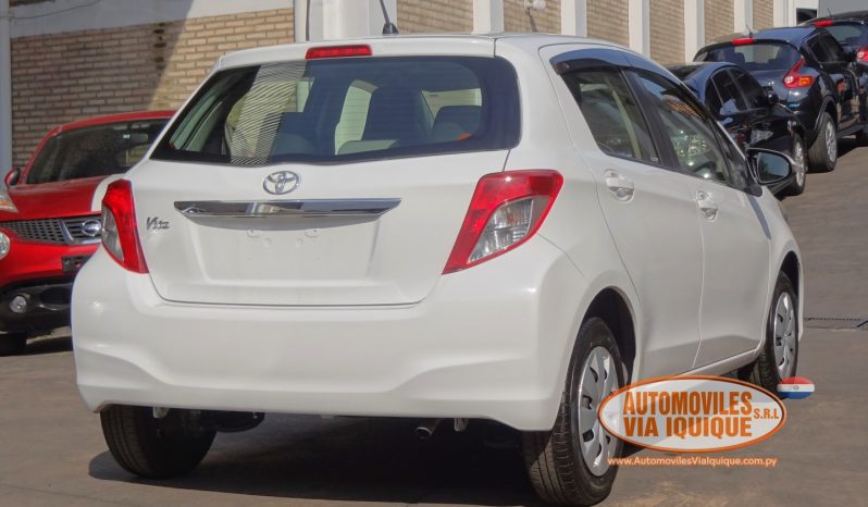 
								TOYOTA NEW VITZ AÑO 2013 full									