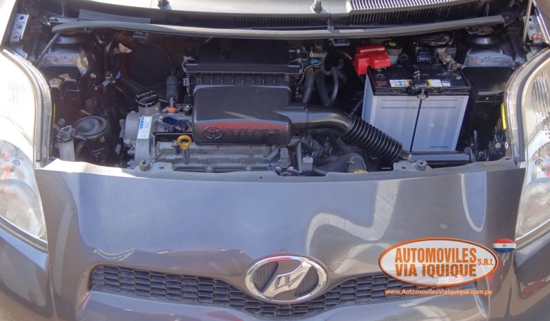 
								TOYOTA NEW VITZ RS AÑO 2010 full									