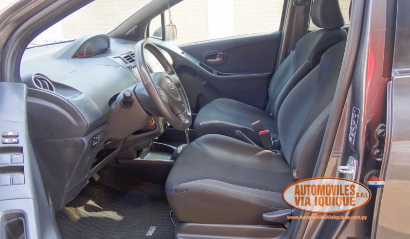 
								TOYOTA NEW VITZ RS AÑO 2010 full									