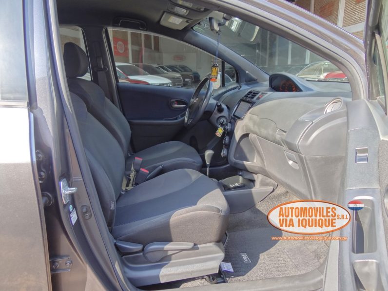 
								TOYOTA NEW VITZ RS AÑO 2010 full									