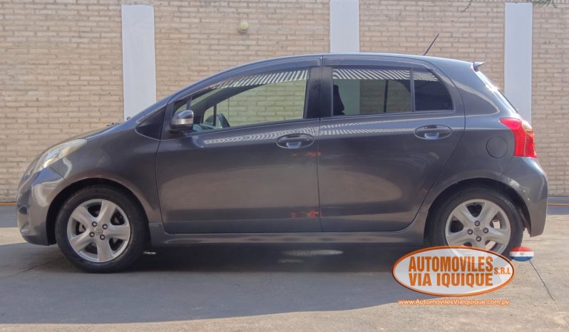 
								TOYOTA NEW VITZ RS AÑO 2010 full									