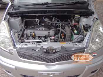 TOYOTA FUNCARGO AÑO 2003