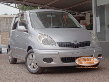 TOYOTA FUNCARGO AÑO 2003