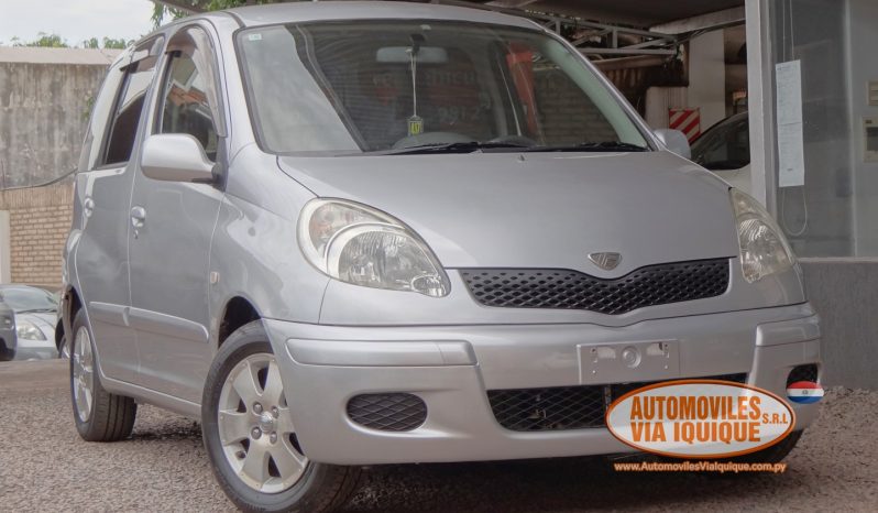 
								TOYOTA FUNCARGO AÑO 2003 full									