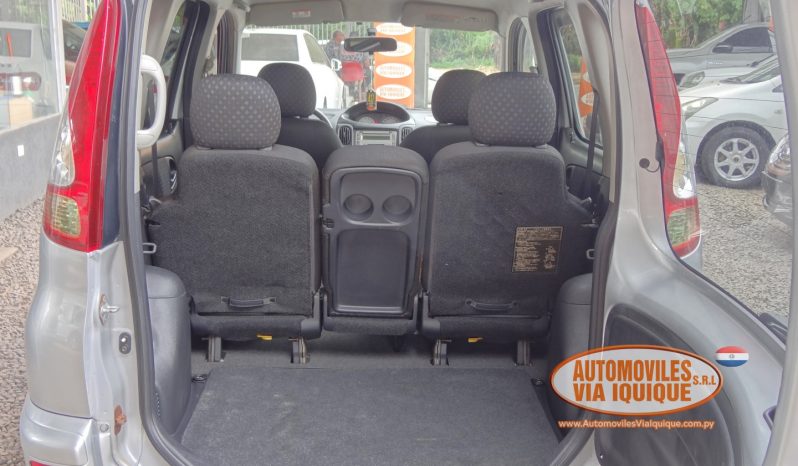 
								TOYOTA FUNCARGO AÑO 2003 full									