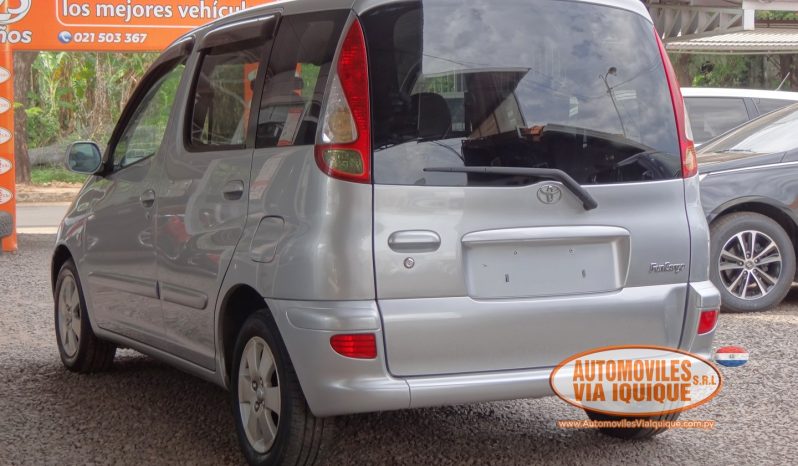 
								TOYOTA FUNCARGO AÑO 2003 full									