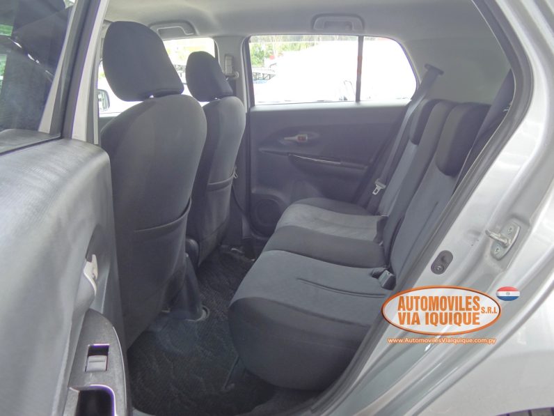 
								TOYOTA NEW IST AÑO 2007 full									