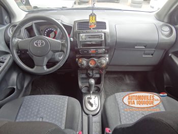 TOYOTA NEW IST AÑO 2007