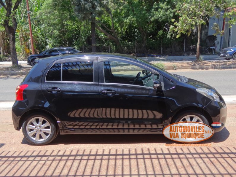 
								TOYOTA NEW VITZ RS 2010 full									