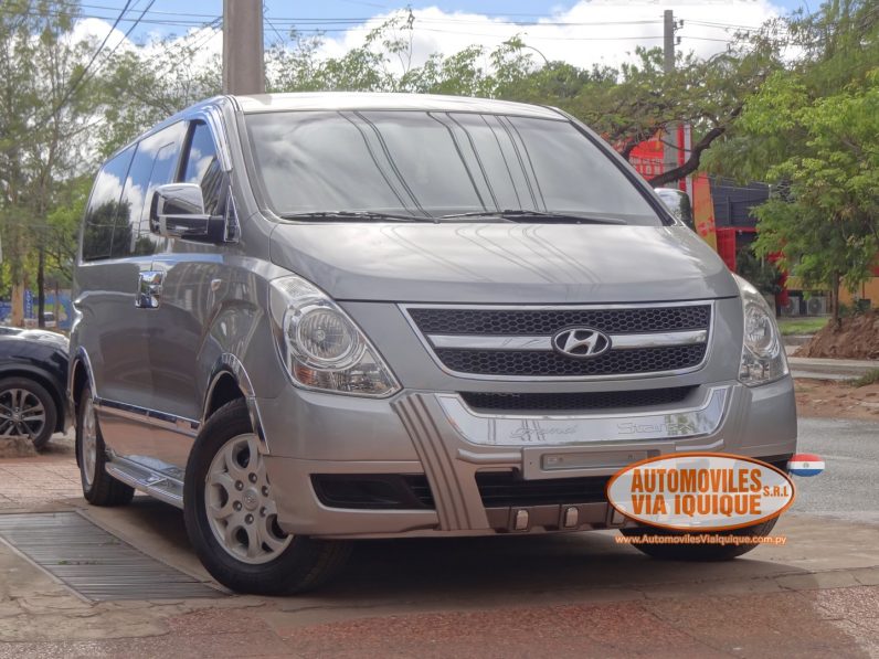 
								HYUNSAI STAREX AÑO 2015 full									