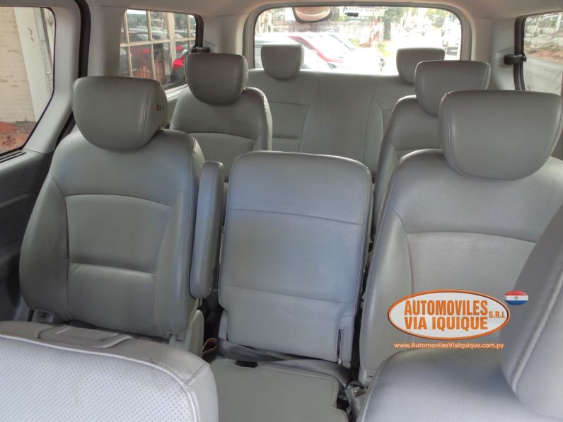 
								HYUNSAI STAREX AÑO 2015 full									