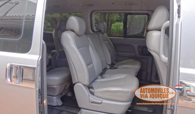 
								HYUNSAI STAREX AÑO 2015 full									