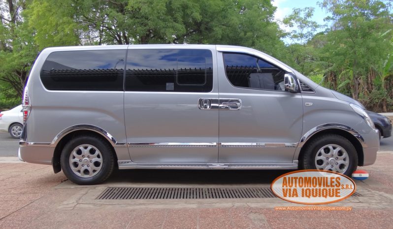 
								HYUNSAI STAREX AÑO 2015 full									