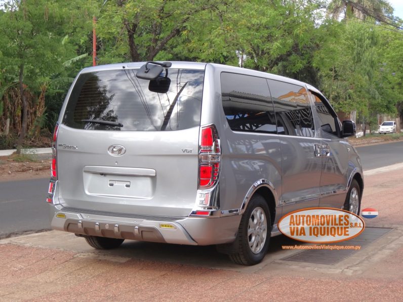 
								HYUNSAI STAREX AÑO 2015 full									