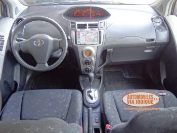 TOYOTA NEW VITZ AÑO 2010