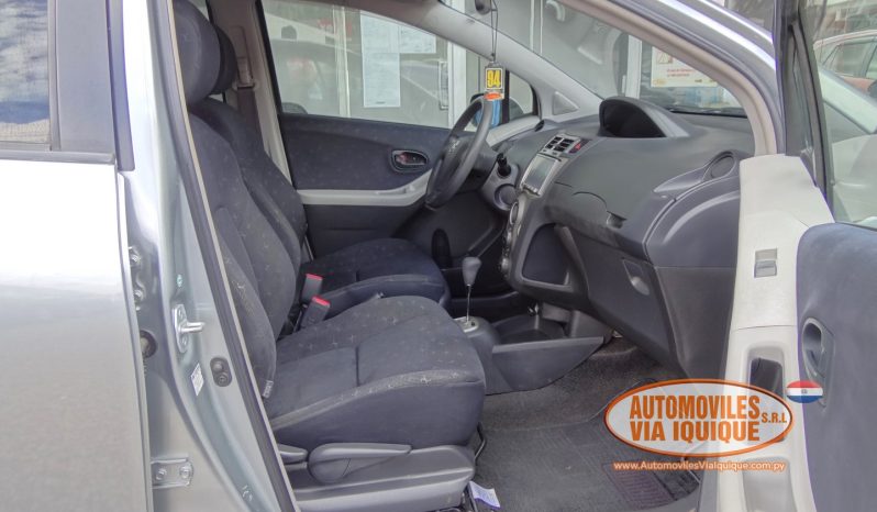 
								TOYOTA NEW VITZ AÑO 2010 full									