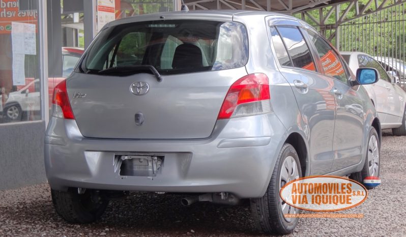 
								TOYOTA NEW VITZ AÑO 2010 full									