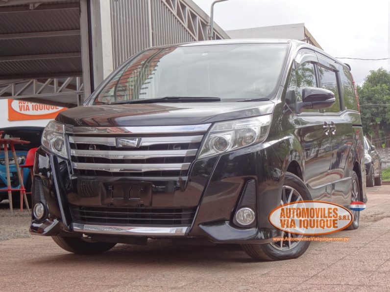 
								TOYOTA NEW NOAH AÑO 2014 full									